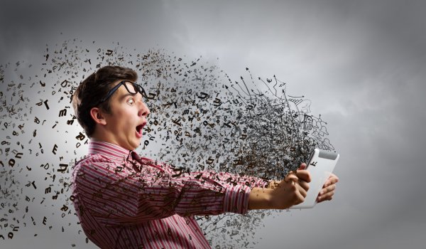 Самолет с игроками Северстали подал сигнал бедствия по пути в Москву